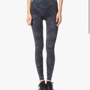 Spanx Camo Print Women's Leggings